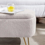 Banc de rangement capitonné avec pieds dorés — Fausse fourrure, bout de lit ou entrée