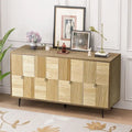Armoire de rangement à 4 portes avec panneaux sculptés