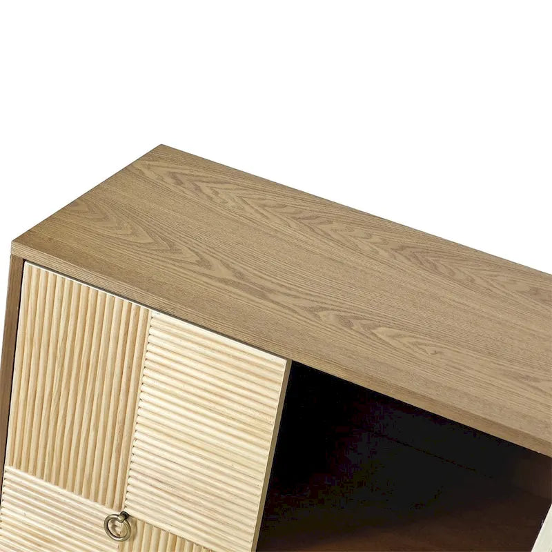 Armoire de rangement à 4 portes avec panneaux sculptés